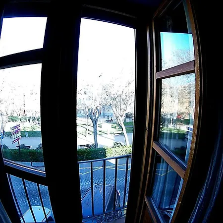 Natura Guest house
